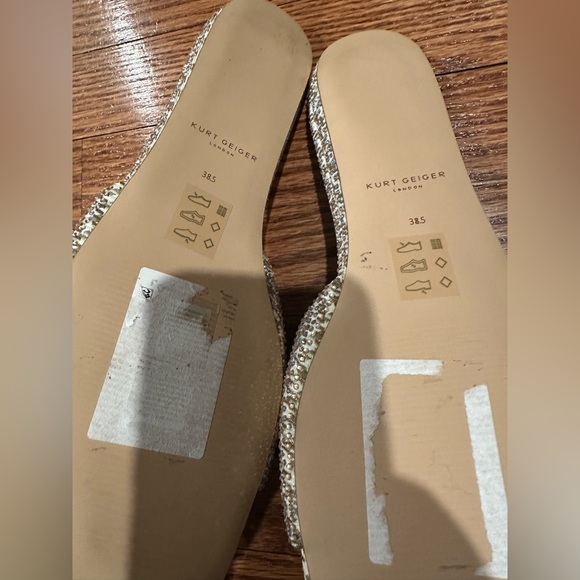 Kurt Geiger Beige and Gold Embellished Bow Slide Mules - Picture 3 of 3